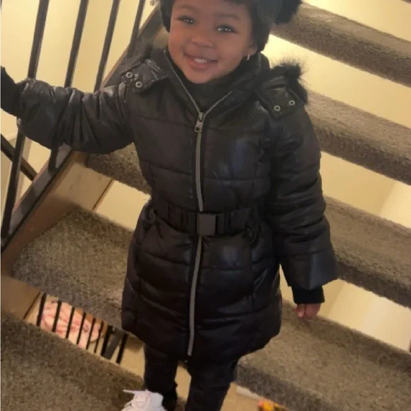 Calvin Klein Black Puffer Jacket with Faux Fur Hood - Picture 3 of 3